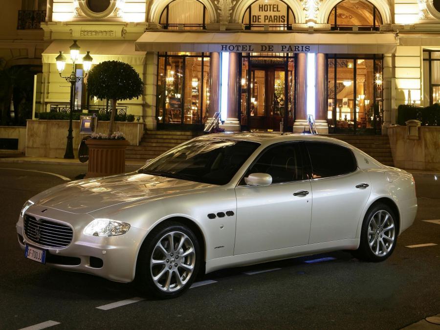  Maserati Quattroporte Automatic 2005 года  (фото 23 из 30)